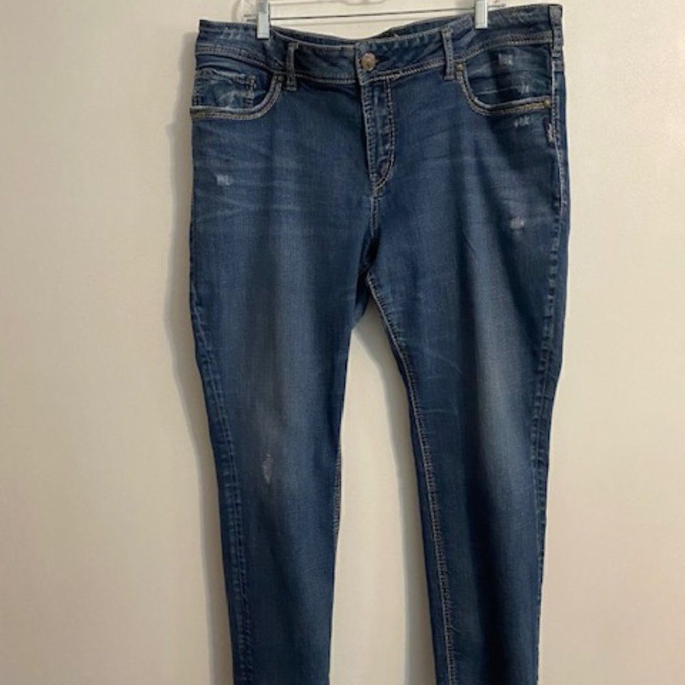 Silver Jeans Co distressed 5 pocket ankle slim jeans, size 20